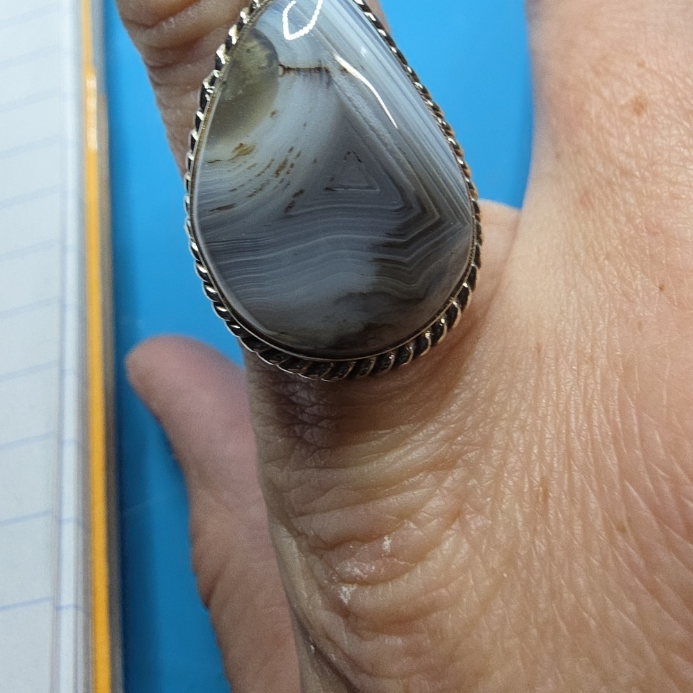 Sterling Silver Teardrop Agate Ring - Gray - Picture 2 of 3
